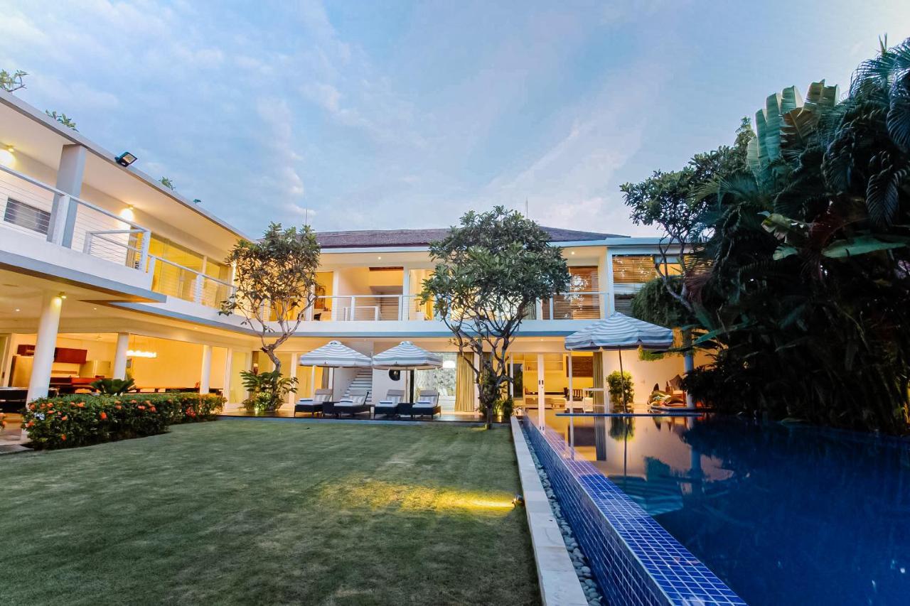 Cassamia Bali - Spacious Luxury 5 Bedroom Villa Jimbaran  Exterior photo